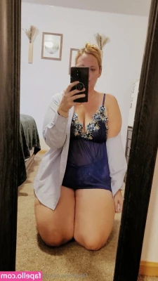 thatonegirlkate - Give it a little kiss  don t be shy baby
