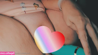 thatonegirlkate - How thick does this toy make my shecock look, scared me a lil