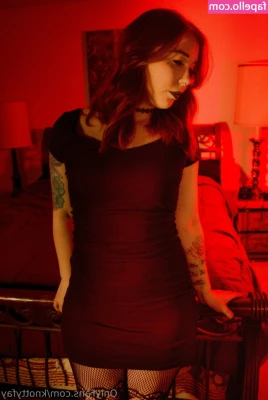 knottyfay - I have a new set ready to go. It’s allowing me to upload my preview