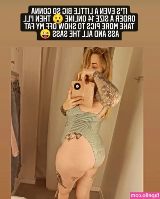 Sinead Bales [ sinead-bales ] - Some screen grabs from my clips  including the masterbation video 