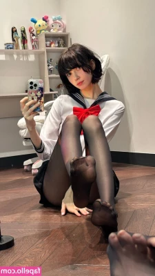 YourSmallDoll - Thought I was lookin  cute hehe
