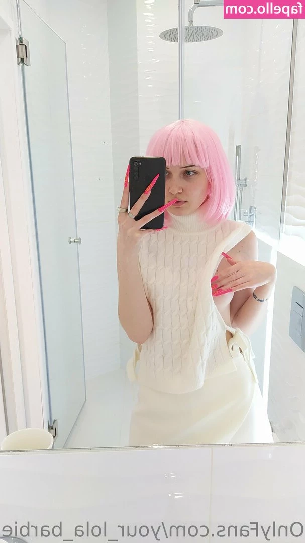 your_stacy_barbie [ your-stacy-barbie ] - I would love to feel your tongue against my pussy