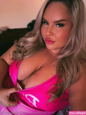 plumpbarbie97 - Hey Mr.J, Can we play? 🃏🖤