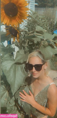 toadlips87free - Let’s have sex on the beach 🥰