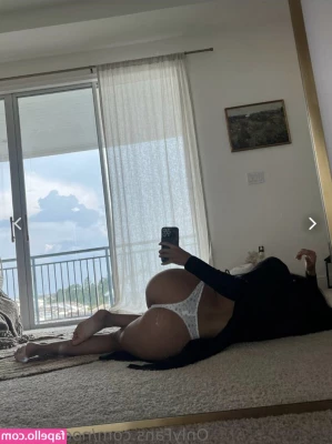 Noelle Emily [ noelle-emily-7 ] - Took my dog for a walk    Would you pet my dog  be careful she bites 