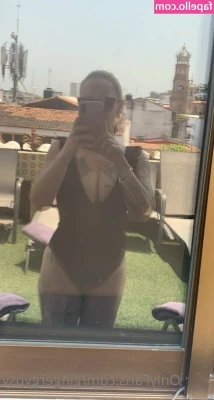 gingergypsy - I love showing off my petite body here😉
