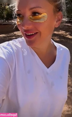Evelyn Burdecki [ evelyn-burdecki ] - Segundo encontro sentei muito nele  aquele_amigo  que delicia sentar