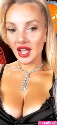 Evelyn Burdecki [ evelyn-burdecki ] - Hey   itsme_amberlee  Scottish  26 and boobs that are growing by the