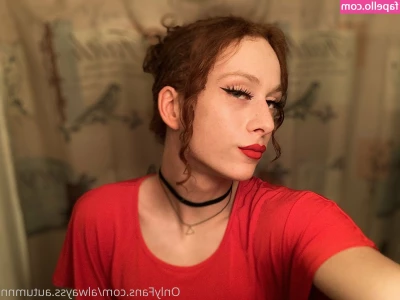 autumnnicolee - 🇮🇨it’s hot here 🍒  🍒fa caldo qui 🇮🇨