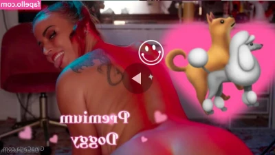 Gina Carla [ gina-carla ] - Look at my titties bounce