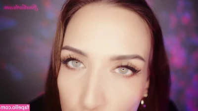 Gina Carla [ gina-carla ] - Crawl into my pheromones.🤤