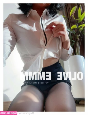 imoliveemmm [ olive ] - Post workout strip  amp  shower