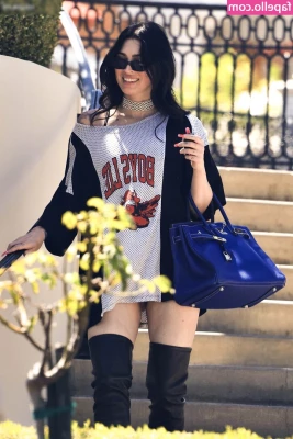 Megan Fox [ megan-fox ] - responding to more messages tonight