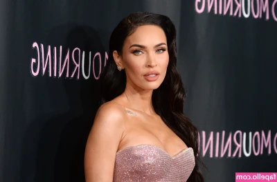 Megan Fox [ megan-fox ] - 🖤Felt a bit horny and decided to make this video 🖤 Tip $30