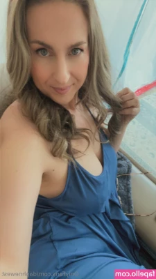 daphnewest - Mucha vista por aca  te gustaria ver todo sin censura