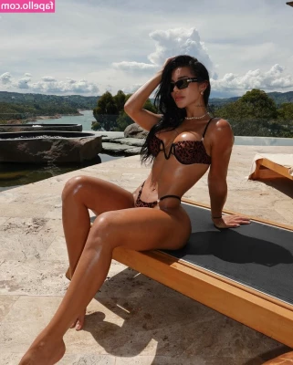 Maria Alejandra [ maria-alejandra ] - https onlyfans com 1422677824 ginfitDon t miss out