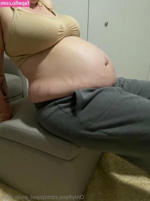 piper_pipin_pies [ piper-pipin-pies ] - Want to taste sweet strawberries     sex_girl