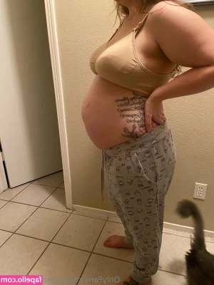 piper_pipin_pies [ piper-pipin-pies ] - that s how I like my mornings to start  amazing pussy eating  licking