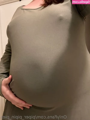piper_pipin_pies [ piper-pipin-pies ] - Daddy thic legs