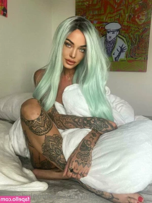 onlydorien - TATTOO GUY