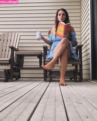 Barefootmamamn [ barefootmamamn-2 ] - Check your DM s