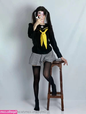 scarlettdevil01 - Easter Bunny you desire
