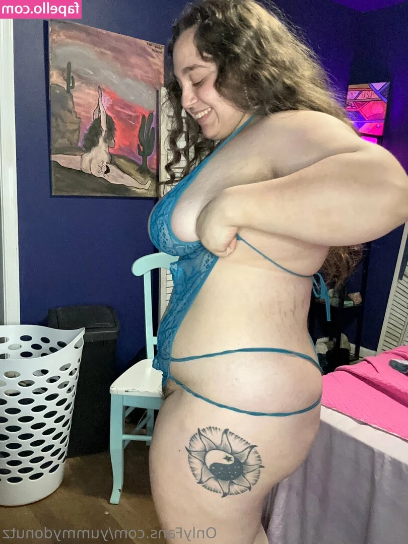 yummydonutz - https onlyfans com iamsophidream ON THE BEACH TEAMGOLDDIMES