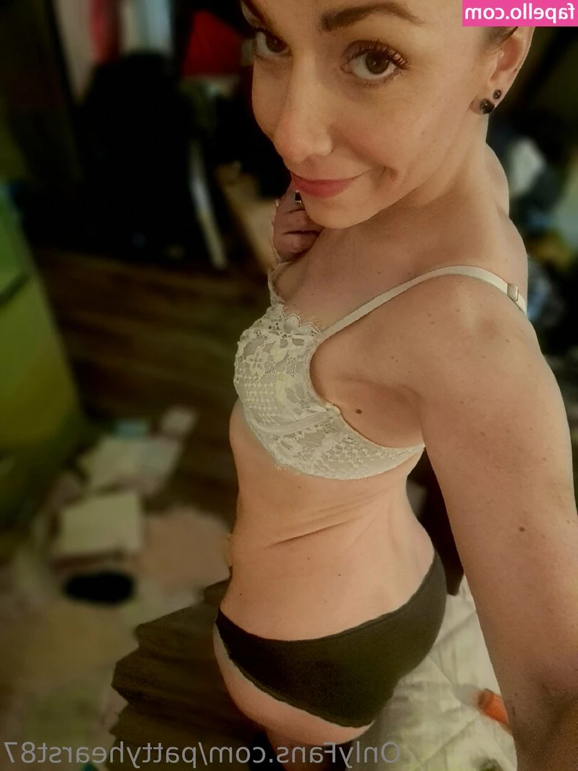pattyhearst87 - Do you like a girl in workout gear