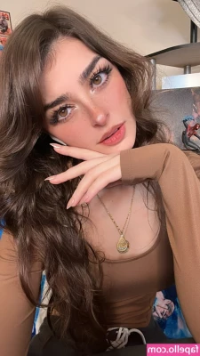 Aruuu - Hi babe, does my fat ass make you hard? I want you to picture rubbing