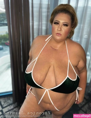 veronicajasmine - I have some more naughty BG content coming your way soon!!!! 