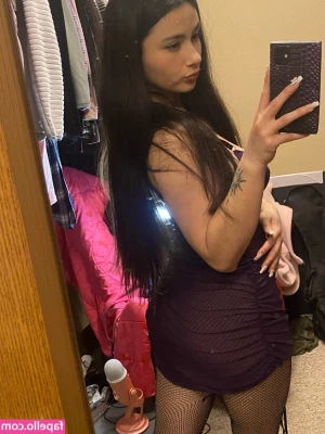 Kiaraaa - Love to play with myself  hope my neighbors enjoyed the view