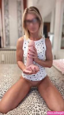 asja_visconti [ asja-visconti ] - Day one 👀🤤 who do u think it is ? .. like if u want more