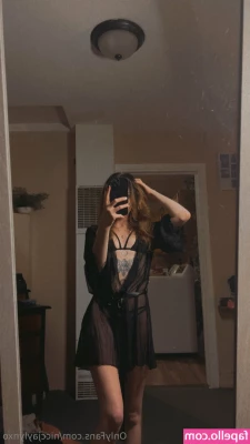 niccjaylynxo - Do you want to lick it  right  After sweating and training hard   