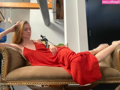 lola-costa - Sneak peaks from my panty try on video