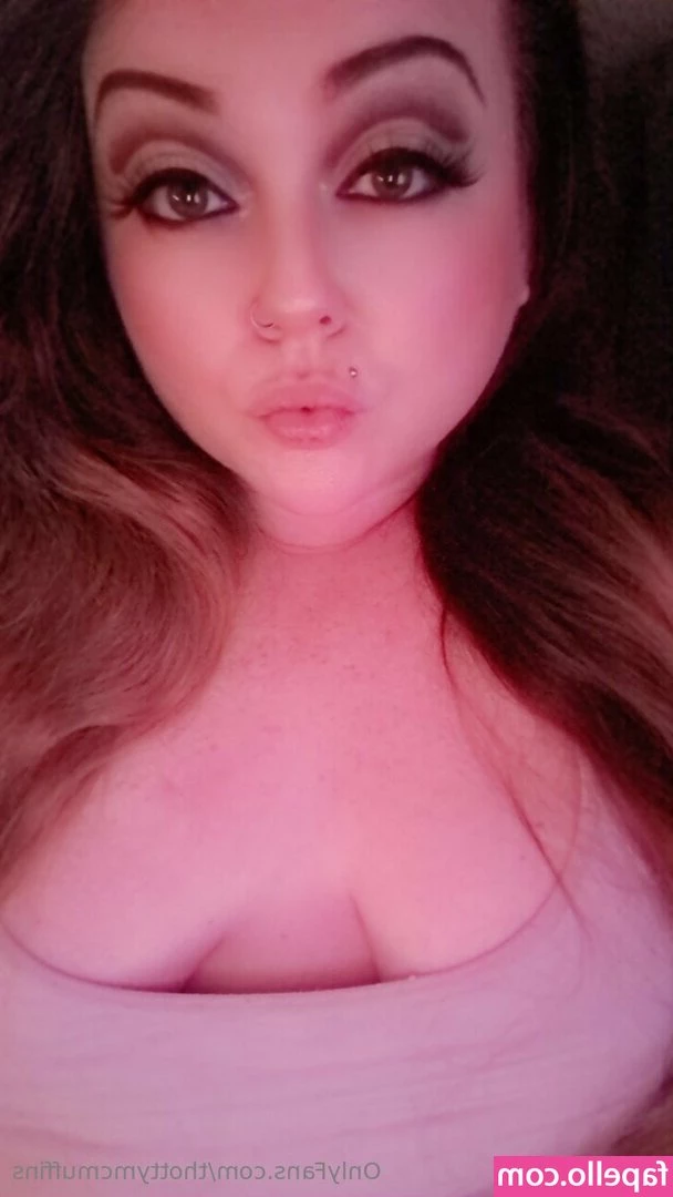 thottymcmuffins - I make the sluttiest videos 🔥🍑🤪.