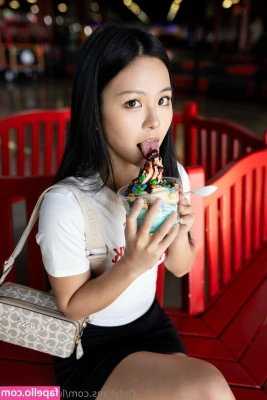 luvhannazuki [ luvhannazuki-1 ] - Who s up with me