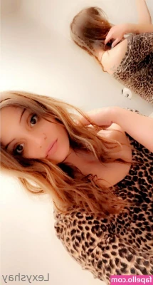 lexybebe5 - Workout done come clean me up