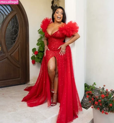 Niecy Nash [ niecy-nash ] - Come scrub my back would you