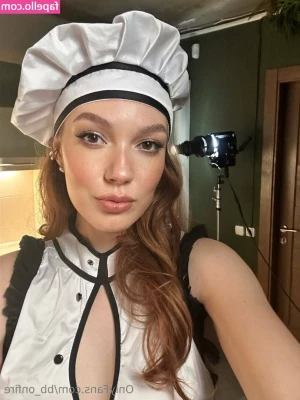 Bb_onfire [ bb-onfire ] - Will you be my little clean-up cuck?  It turns you on when i get