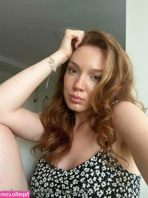 Bb_onfire [ bb-onfire ] - Who wants a Mistress for Christmas   brownie points if you know the