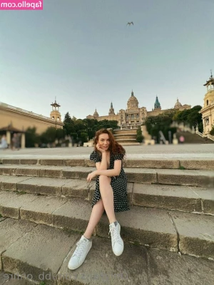 Bb_onfire [ bb-onfire ] - Goooood Morning 🫣 give me a Kiss hottie ✨✨no i want 2 ….3