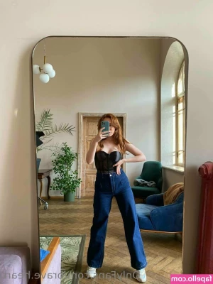 Bb_onfire [ bb-onfire ] - Who wants to help rub my body with oil