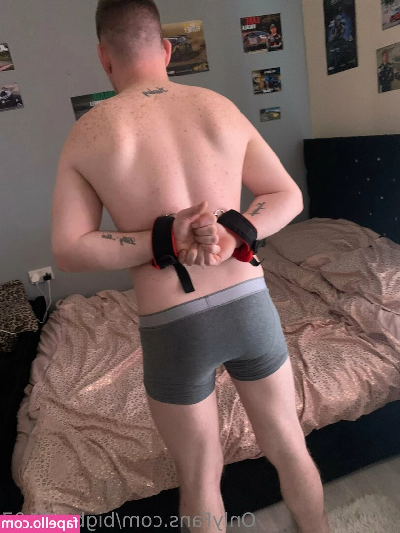 bigboy3107 - Cum find Easter eggs
