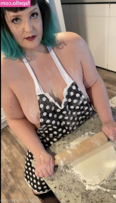 battypage - I hope you guys are ready  spend the day making money for me daddy