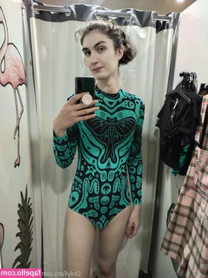 athornyrosie - Take a dip in the pool with me? 💦💦💦