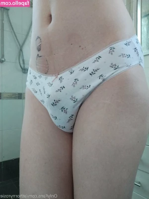 athornyrosie - Hablemos por DM
