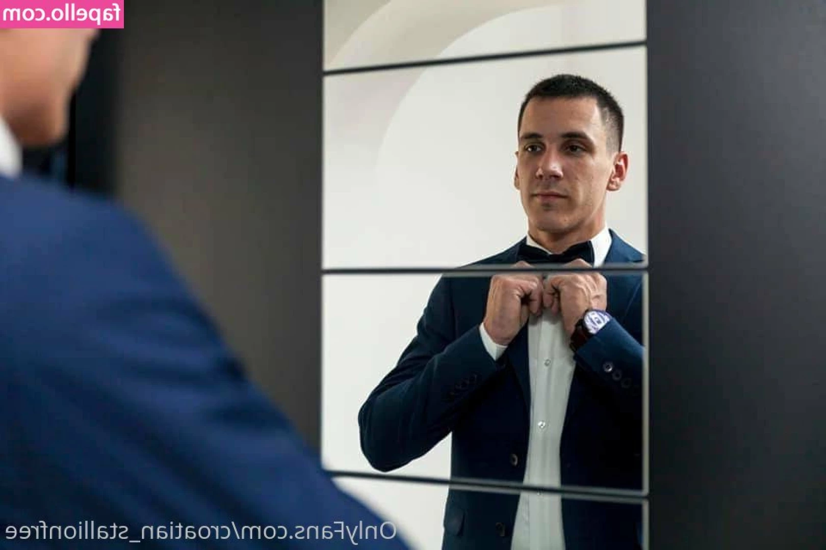 croatian_stallionfree [ croatian-stallionfree ] - I might have just bought a huge mirror for the sole purpose of taking