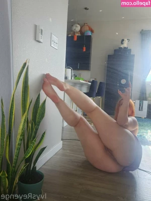 Ivysrevenge - First time cumming on a mirror  hope you like the view