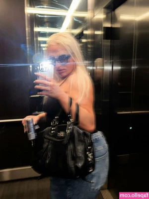 naomiplatinum [ naomiplatinum-1 ] - Jock Play