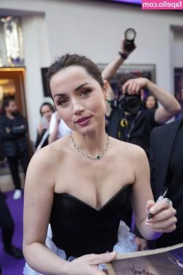 Ana De Armas [ ana-de-armas-1 ] - https onlyfans com msbrealluv  msbrealluv  Go check this absolute